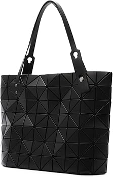 バオバオ　イッセイミヤケ バオ バオ イッセイ ミヤケの“ビヨーン”と伸びるハンドバッグ